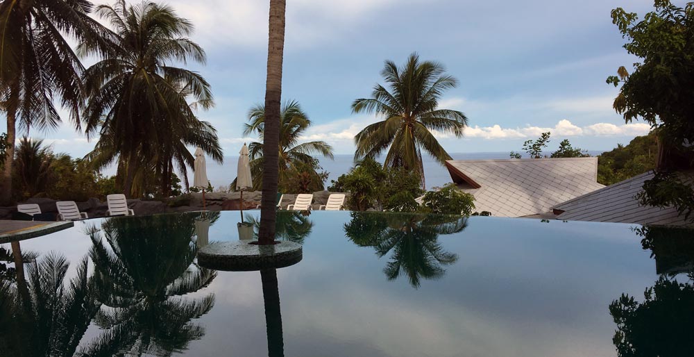 Pool at sunset tanote villa koh tao resort