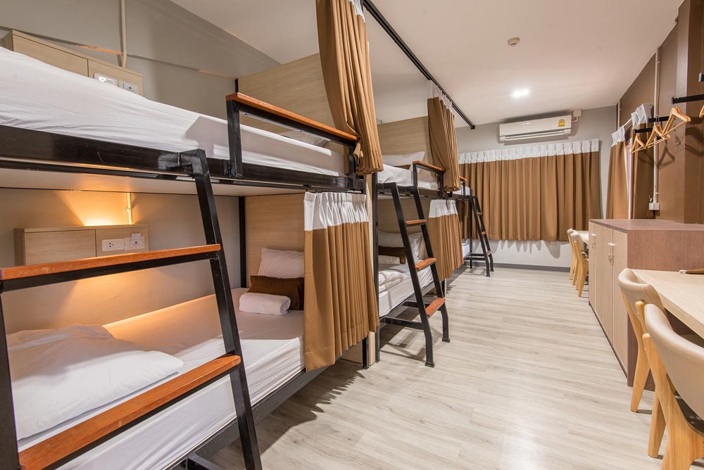 Chern Bangkok Boutique Hostel
