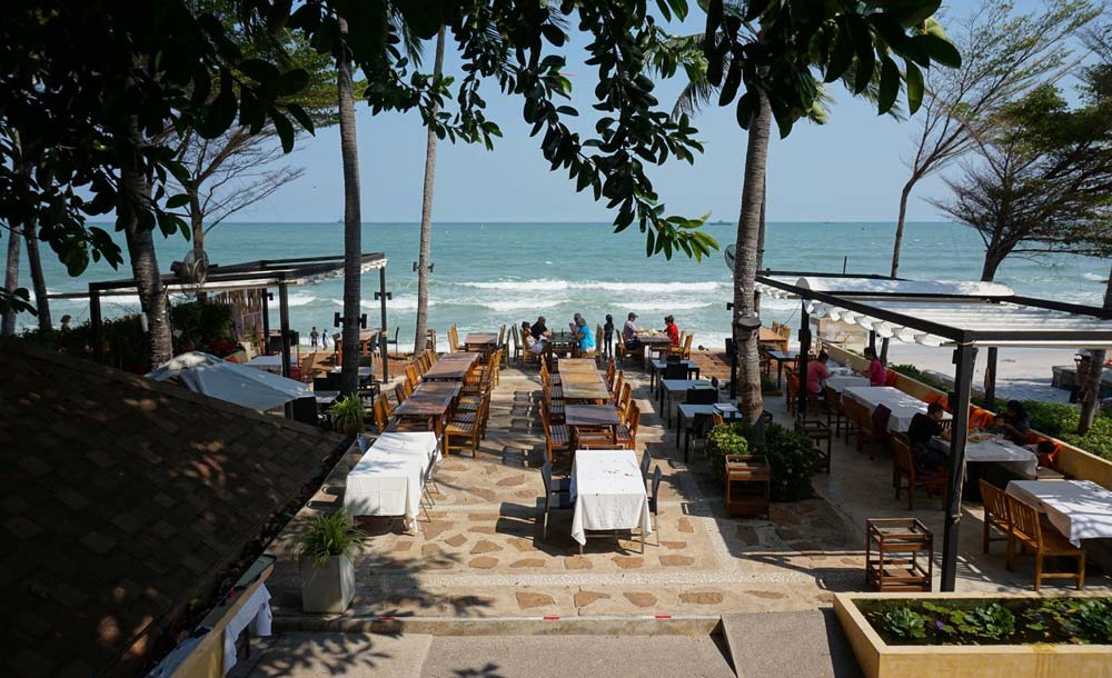 Coco51 Restaurant & Bar