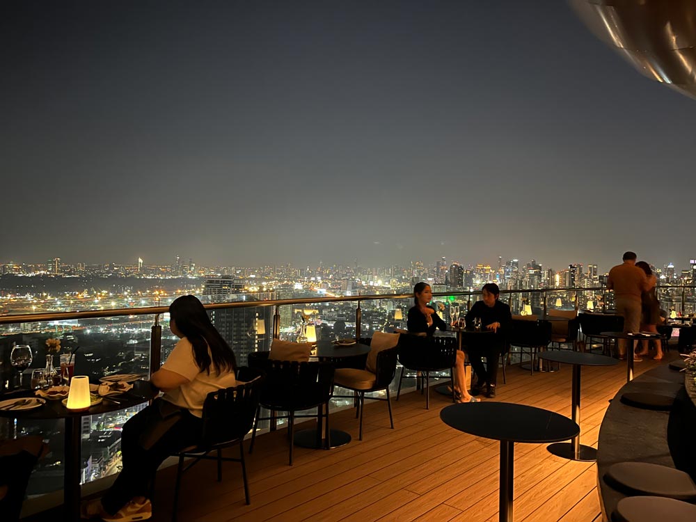 Cielo Rooftop Bar
