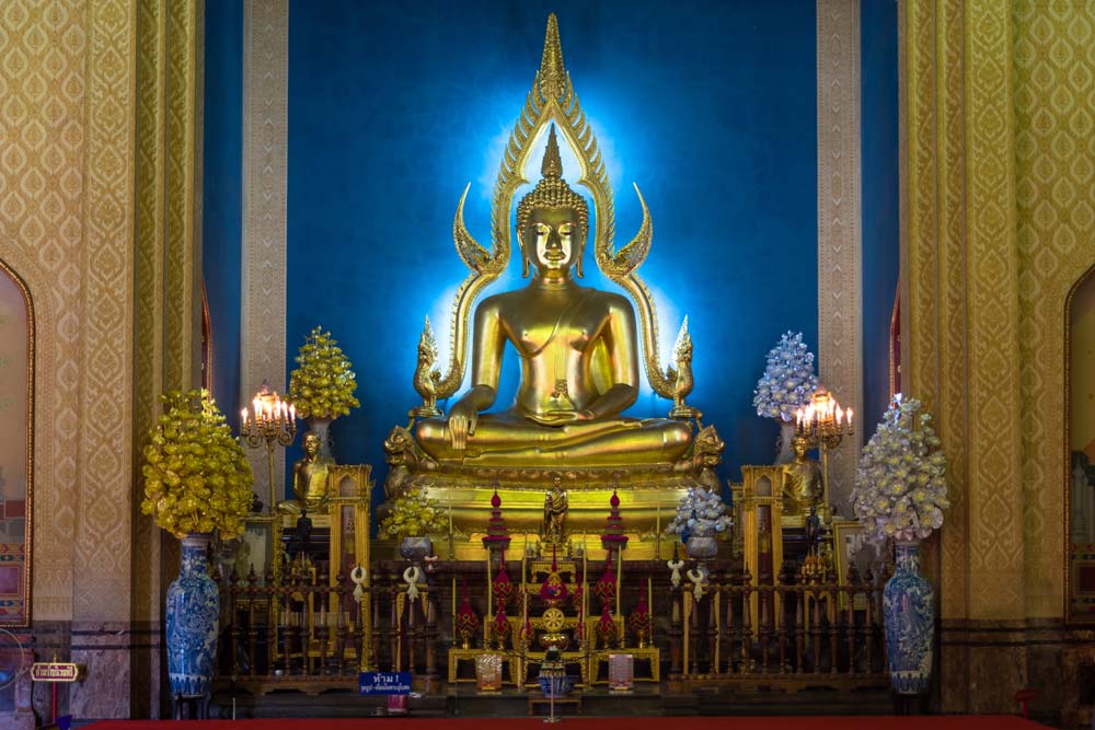 Inside Wat Benchamabophit